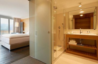 Doppelzimmer Alpin Südseite Bad Bad im Doppelzimmer Alpin Südseite