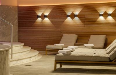 Wellnessbereich Liegen im Wellnessbereich