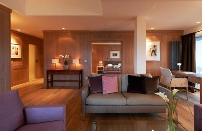 Alpin Suite Süd Wohnraum in der Alpin Suite Süd