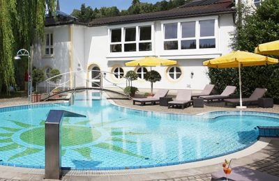 Hotel Antoniushof Außenpool im Hotel Antoniushof