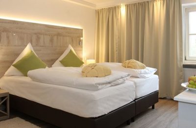 Balance – 24-28 m² Bett im Zimmer Balance