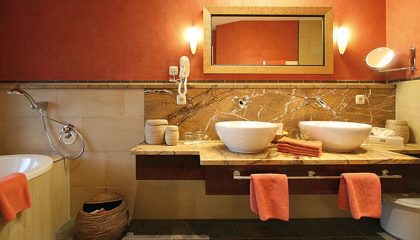 Panorama Familiensuite Bad Bad in der Panorama Familiensuite