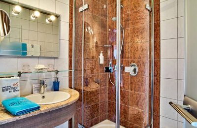 Komfortdoppelzimmer Rosenquarz Bad Bad im Komfortdoppelzimmer Rosenquarz