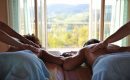 Partneranwendungen Paar genießt parallele Massage