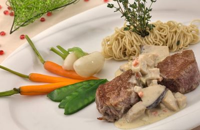 Gericht 4 Gericht mit Fleisch und Möhren