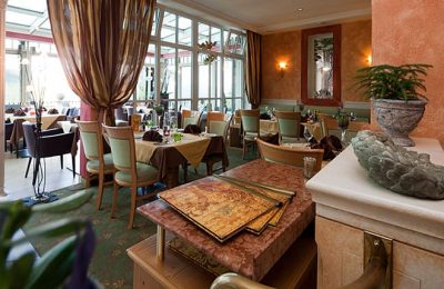 Restaurant Helles Restaurant im Sterr