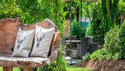 Garten Bank Sitzbank aus Holz im Garten