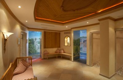 Spa Durchgang zum Wellnessbereich