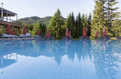 Pool Eier der Außenpools am Tag