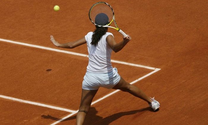 Tennis Frau spielt Tennis