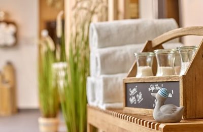 Saunabereich nah Saunatücher im Spa