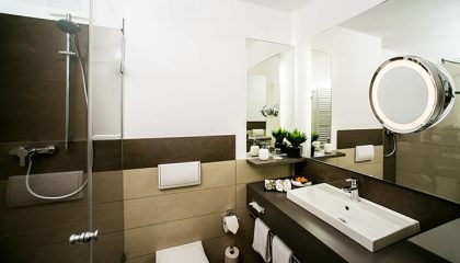 Bad Neu gestatetes Badezimmer im Hotel