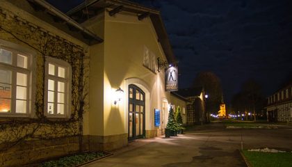 Restaurant Pferdestall 4 Beleuchtetes Restaurant am Abend