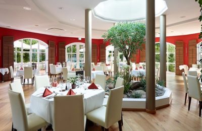 Restaurant 3 Restaurant aus anderer Perspektive