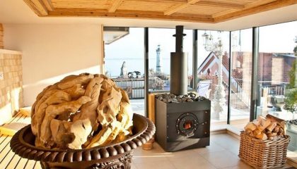 Sauna Sauna mit Glaswänden