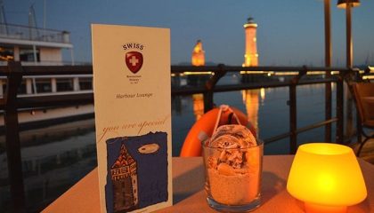 Harbour Lounge Nacht Harbour Lounge bei Nacht im Kerzenschein