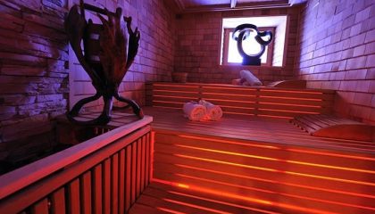 Sauna Rosa beleuchtete Sauna