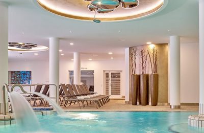 Therme Therme mit Indoor Pool