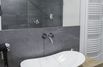 Doppelzimmer Stammhaus Premium Plus Bad Bad im Doppelzimmer Stammhaus Premium Plus