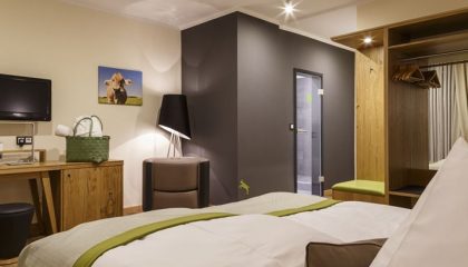 Doppelzimmer Stammhaus Premium Talseite Wohnraum im Doppelzimmer Stammhaus Premium Talseite