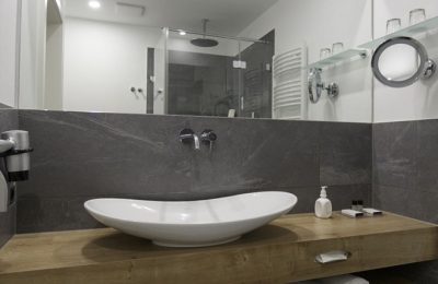 Doppelzimmer Stammhaus Premium Talseite Bad Bad im Doppelzimmer Stammhaus Premium Talseite Bad