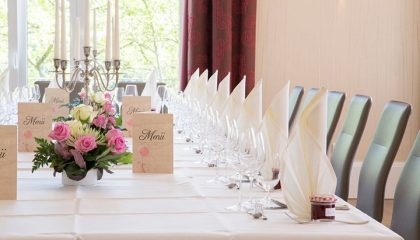 Feierlichkeiten Tisch für feierlichen Anlass