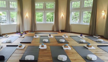 Yoga Raum für Yoga Übungen