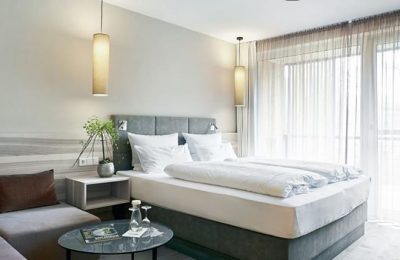 Schlafzimmer Landstil Bett und Wohnzimmer im Schlafzimmer Landstil