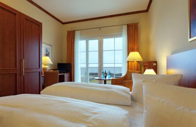 Doppelzimmer 3 Bett und Wohnraum im Doppelzimmer 3